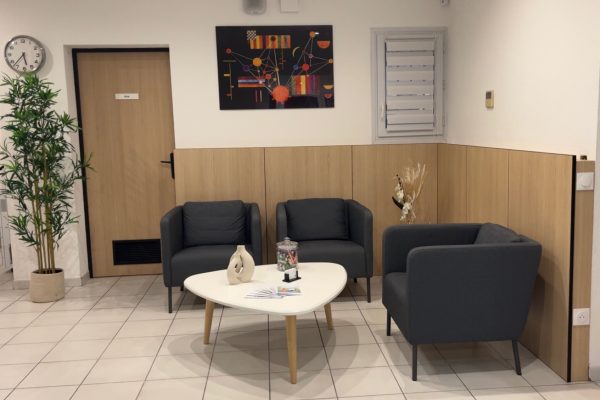 CjUKMVNuYXBjaGF0LzEzLjY1LjIuMCAoaVBob25lMTQsNTsgaU9TIDE4LjcuMTsgZ3ppcCkgAg==